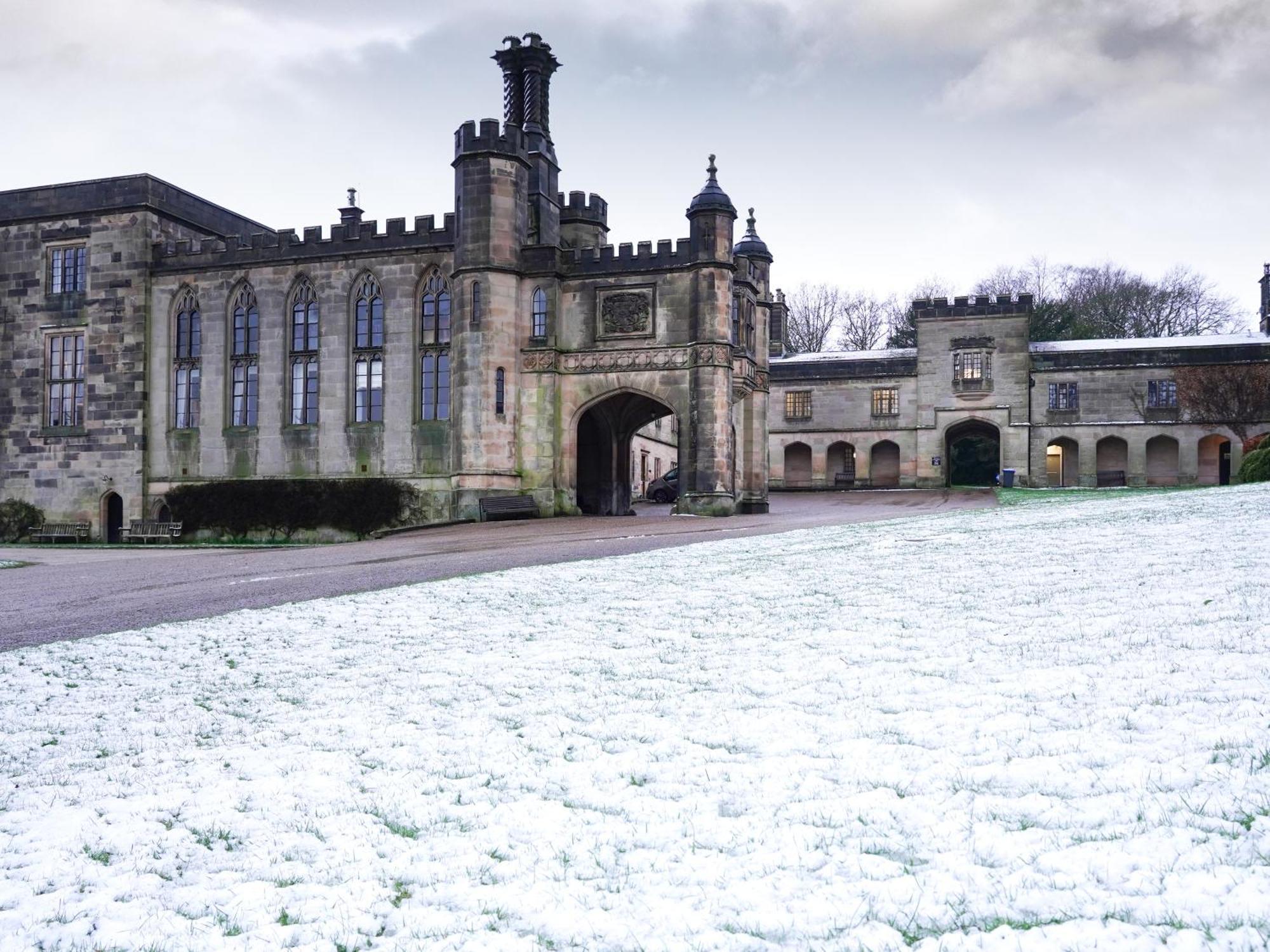 Yha Ilam Hall Ashbourne  Buitenkant foto